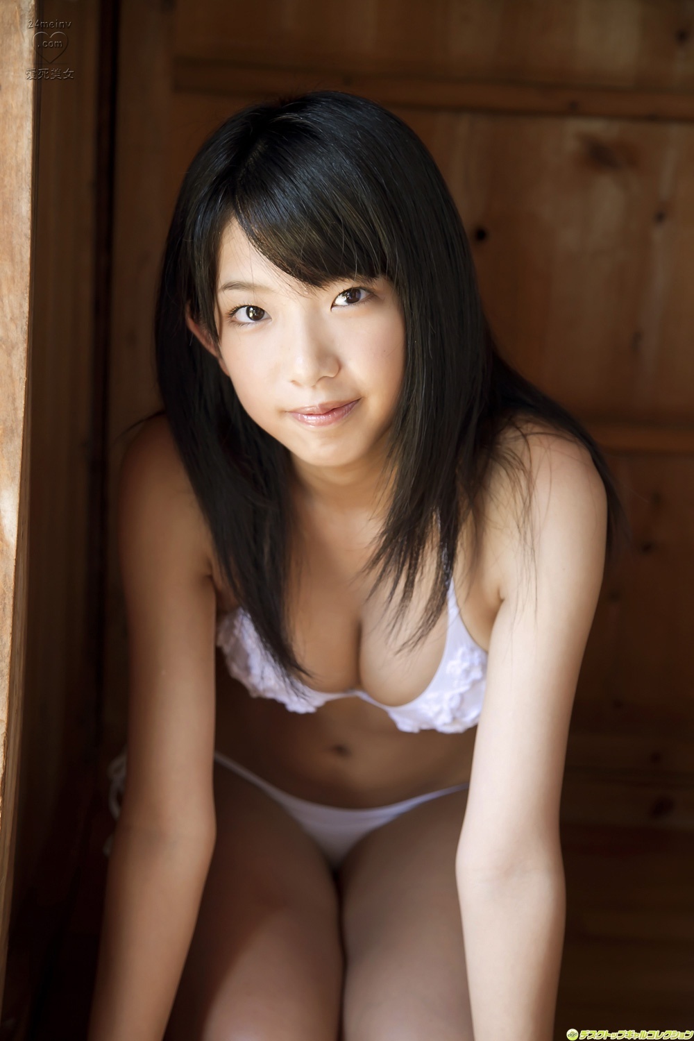 NO.889 牧野結莉亜 Yuria Makino